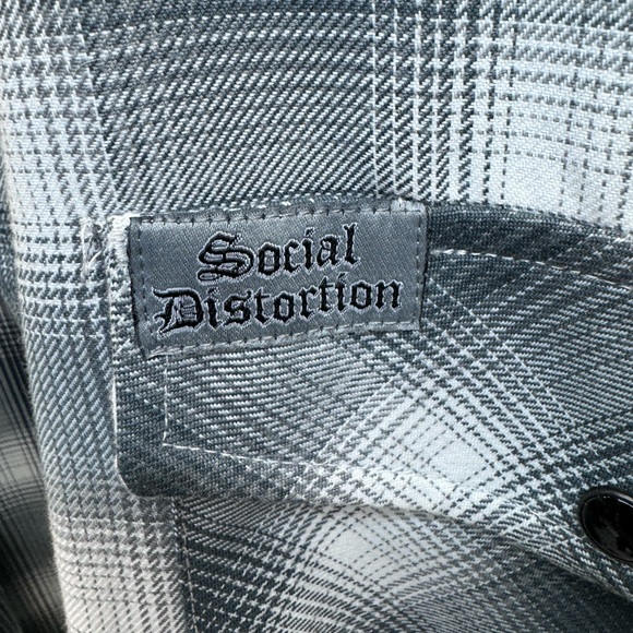 DIXXON snap 2Xl social distortion collaboration. New with tags ,no bag - Picture 3 of 4